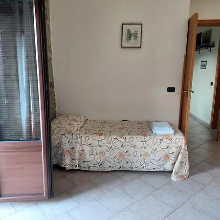 ベッド・アンド・ブレックファスト Casa La Lamia ペルディフーモ